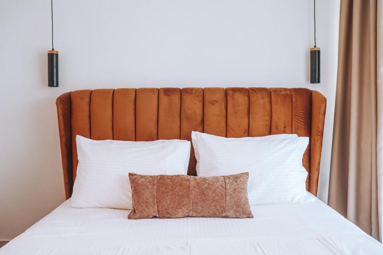 Sithon Diamond Suites 2 니키티 외부 사진
