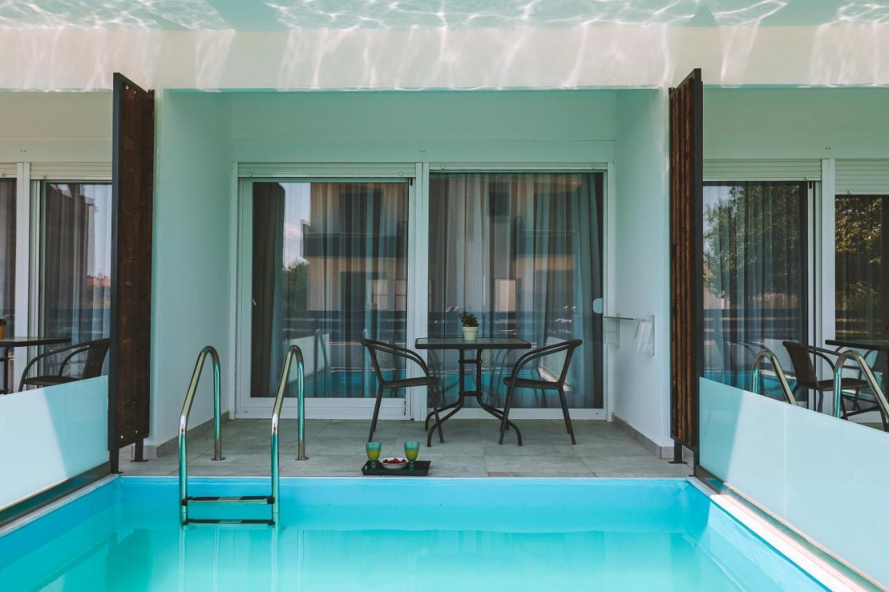 Sithon Diamond Suites 2 니키티 외부 사진
